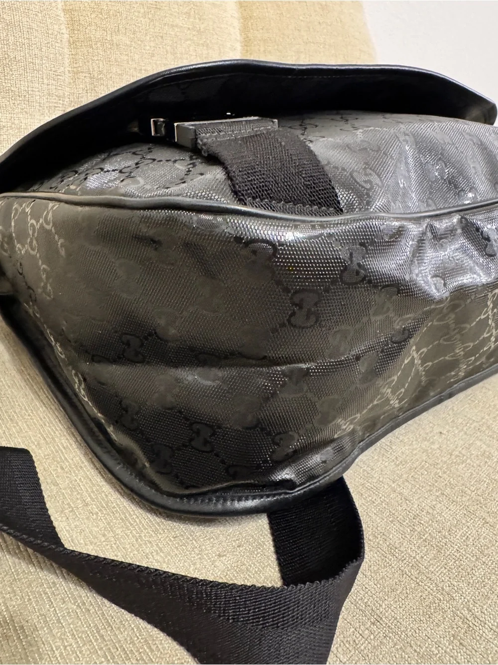 Gucci Black GG Messenger Shoulder Bag
